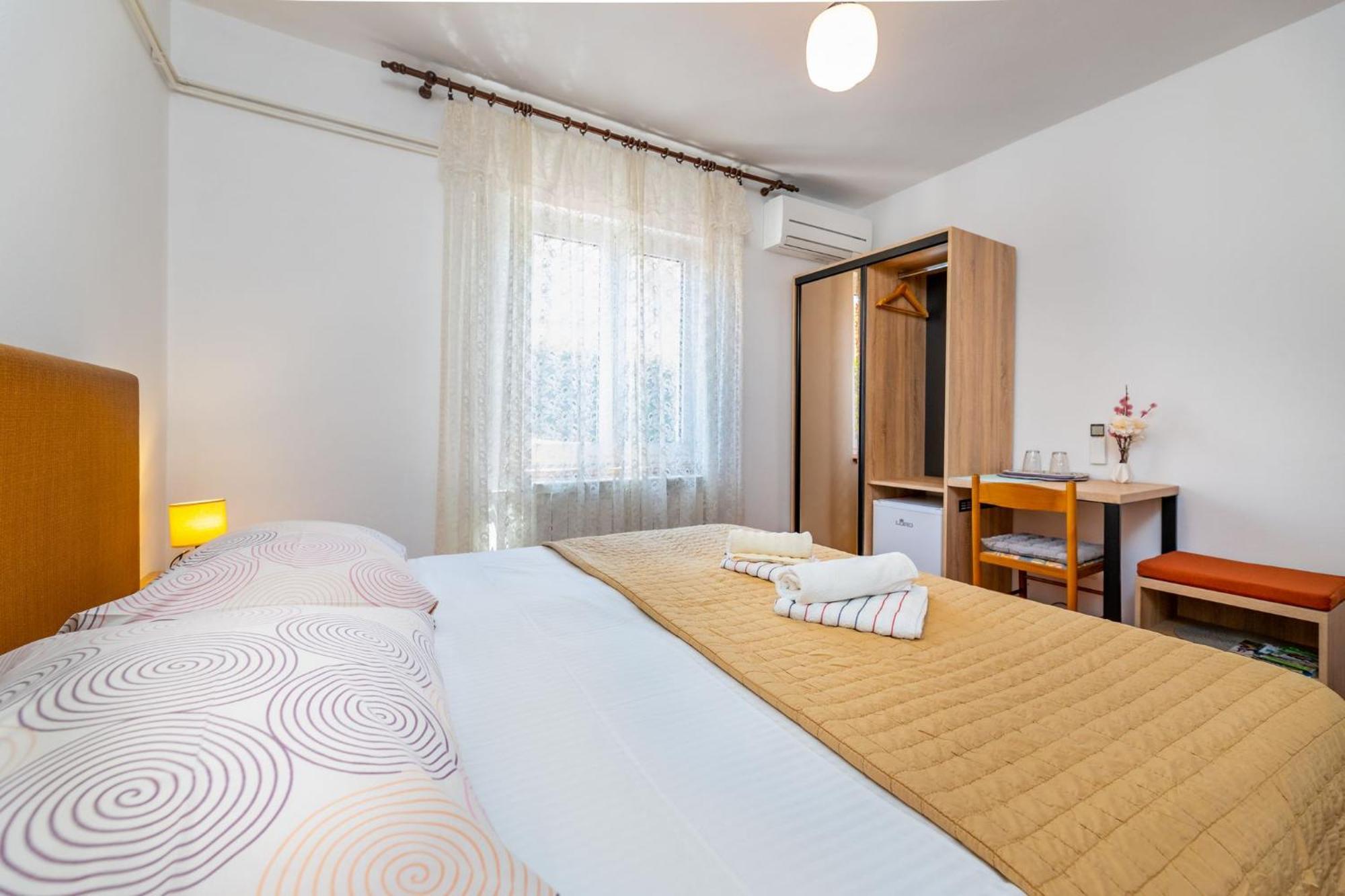 Rooms Sale Marija Baška Exteriér fotografie