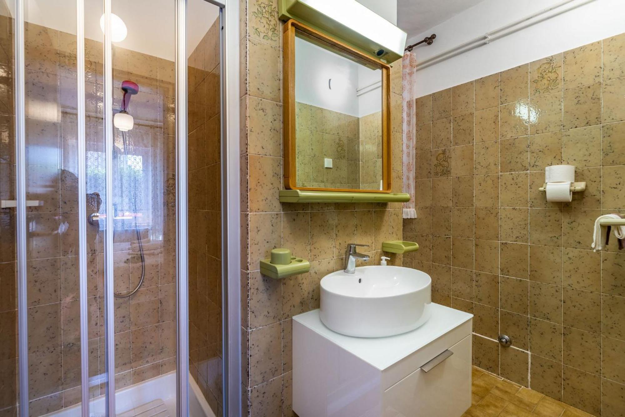 Rooms Sale Marija Baška Exteriér fotografie